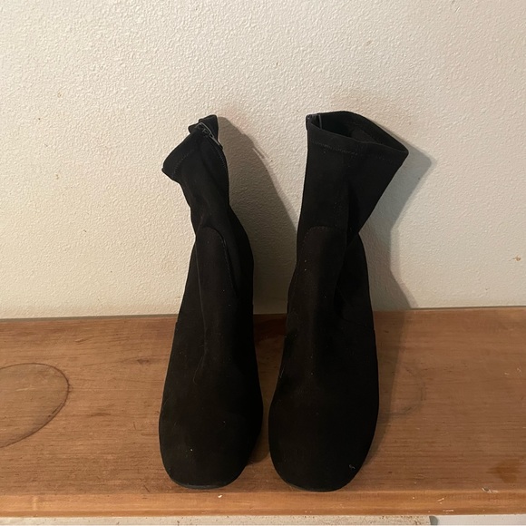 Black sock booties - Picture 2 of 4